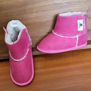 Riley Roos Pink Cater Sherpa Booties 18-24 Months